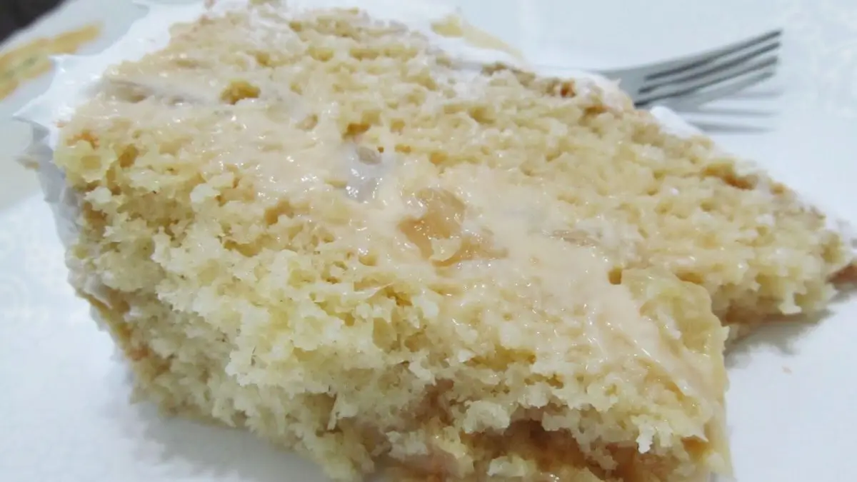 Bolo-trufado-de-abacaxi