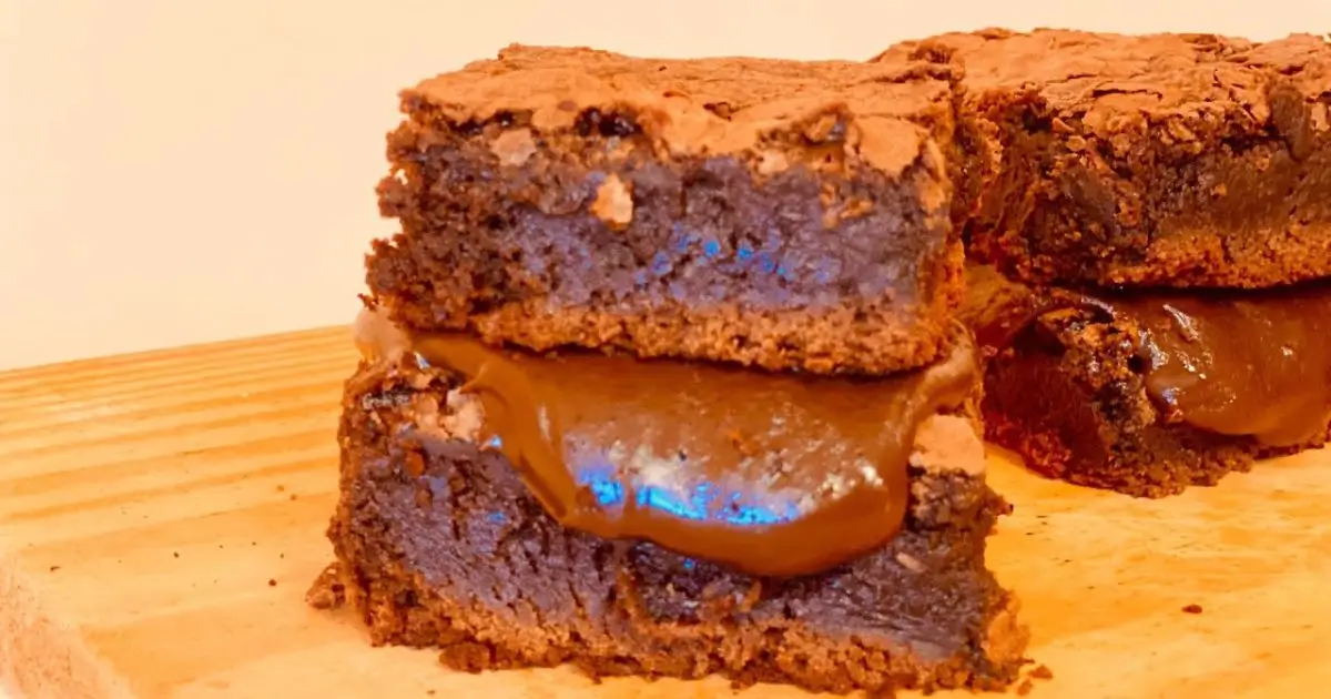 Brownie-de-Nescau-com-Recheio-de-Brigadeiro